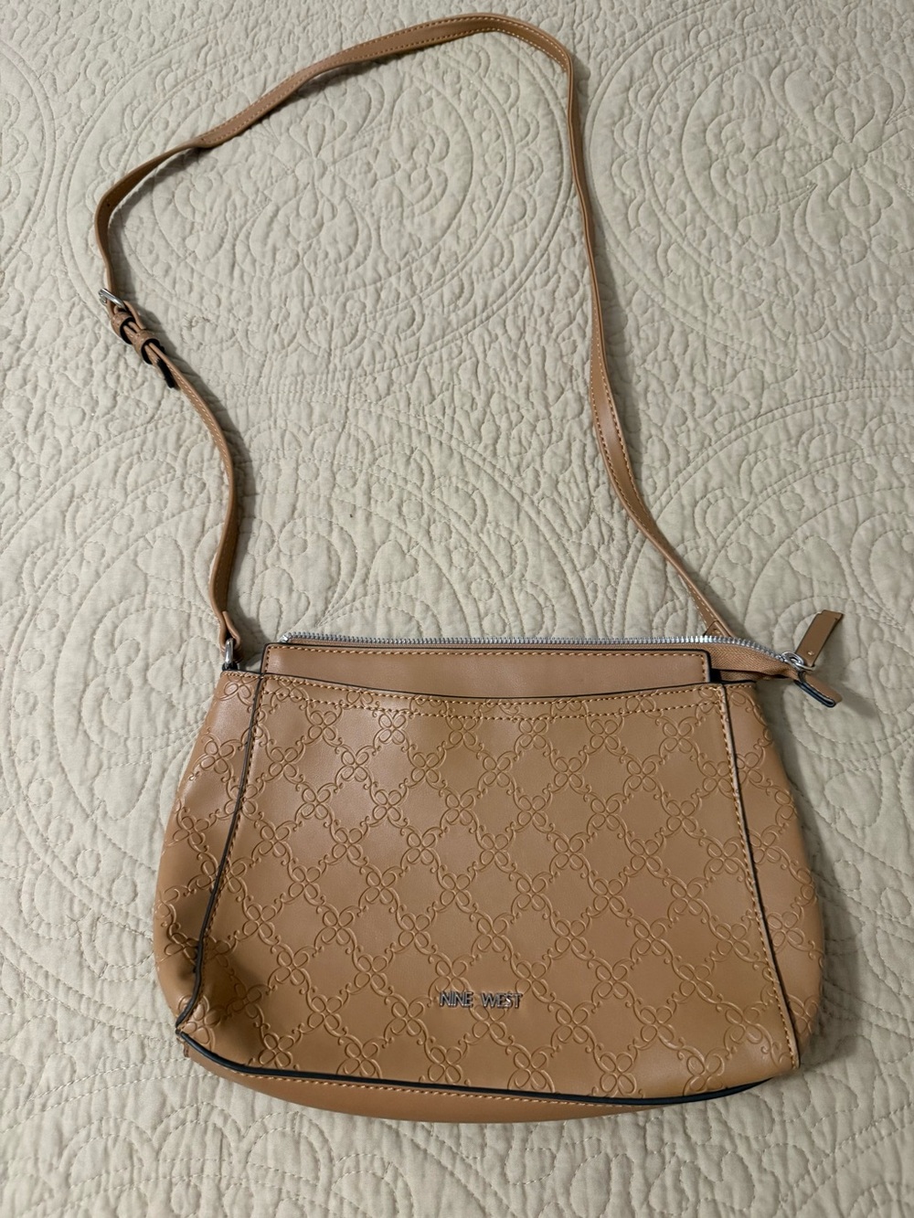 Nine West cross body purse
